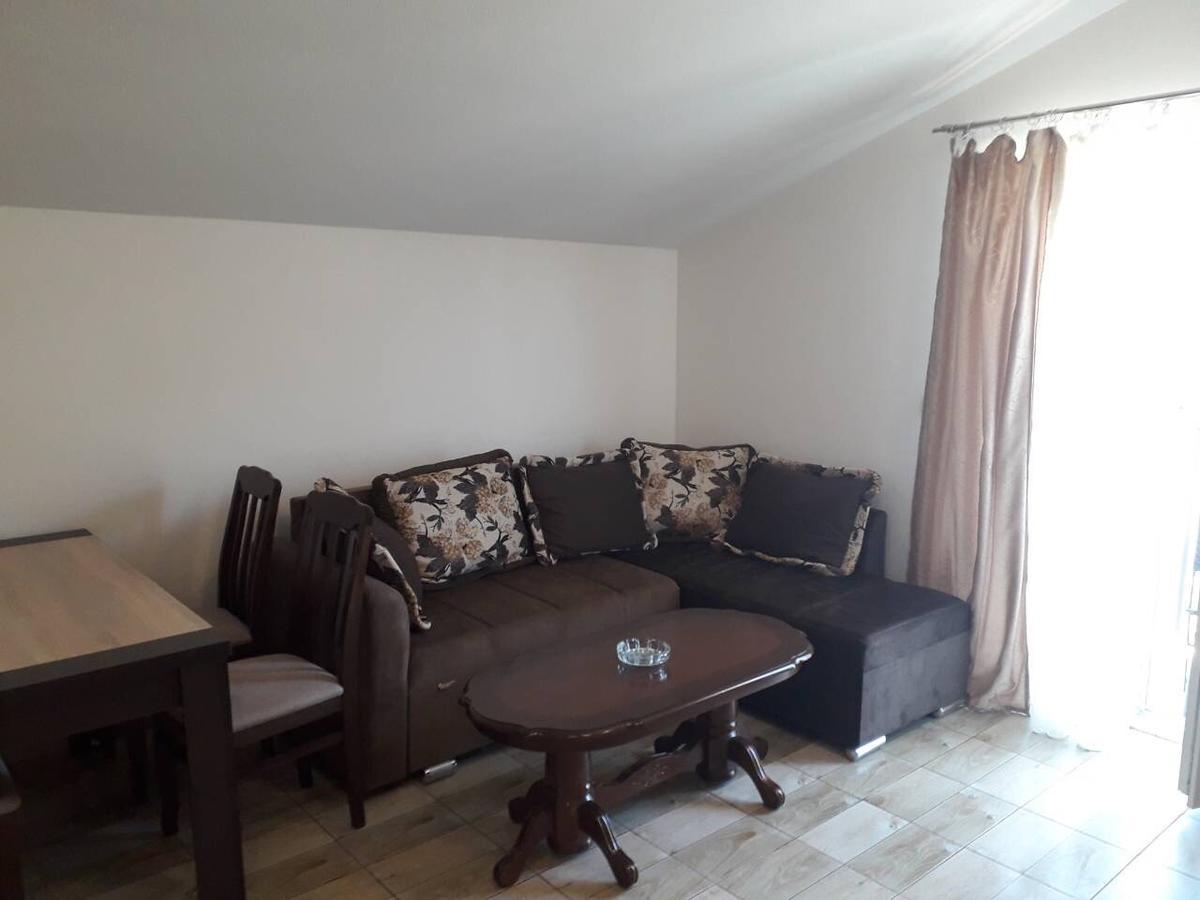 Apartmani Viza Рисан Екстериор снимка