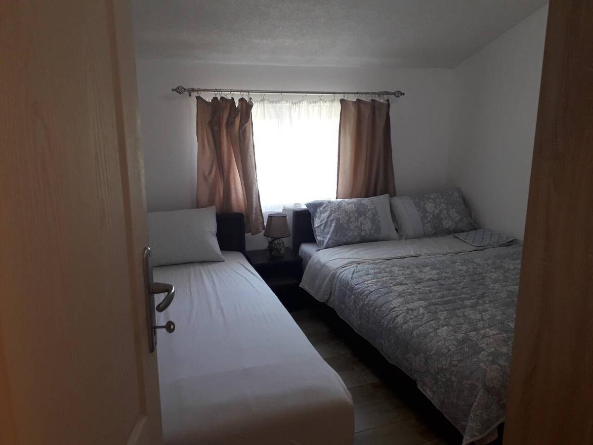 Apartmani Viza Рисан Екстериор снимка